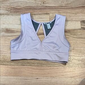 Forever 21 Pale Pink V-Neck Cutout Sports Bra
